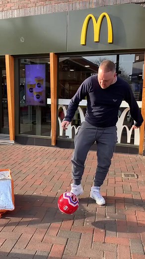 Shut up | Arthur Vines