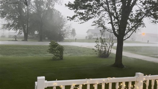 65 mph Straight Line Winds In NE Iowa