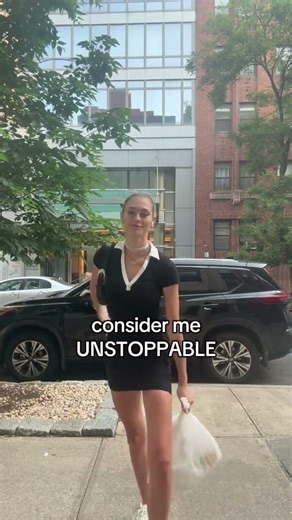 my fuel my nail is ACTUALLY hanging on #girldinner... #Shorts #chlo_in_nyc