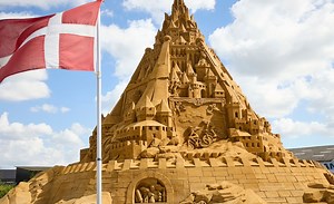 World's biggest sandcastle breaks record set just two years ago