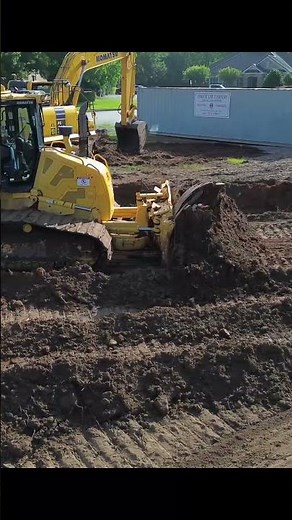 🚧Bulldozer Moving Topsoil & Excavator Stripping Dirt | Jobsite Action
