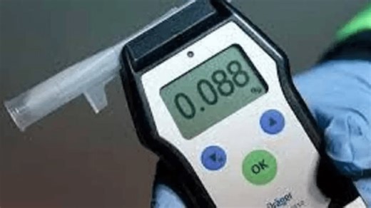 Illinois House passes bill letting DUI offenders drive with breathalyzer restrictions