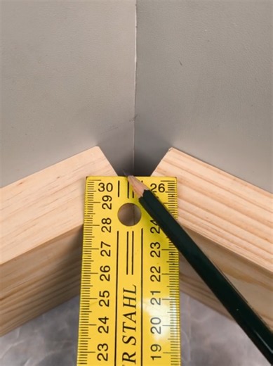 Woodworking Tips from Peter Brown: Beginner Wood Projects Guide