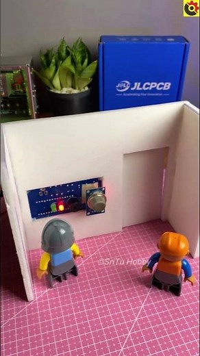 Gas and Smoke Leakage Detection System with Arduino #jlcpcb #arduino ‪@sritu_hobby‬
