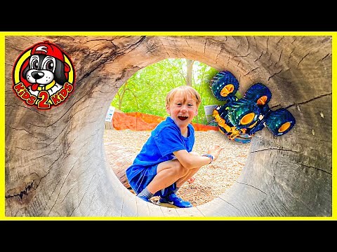 Monster Jam Toy Trucks 🦅 Dragonoid Plays at BIRDS OF PREY Park