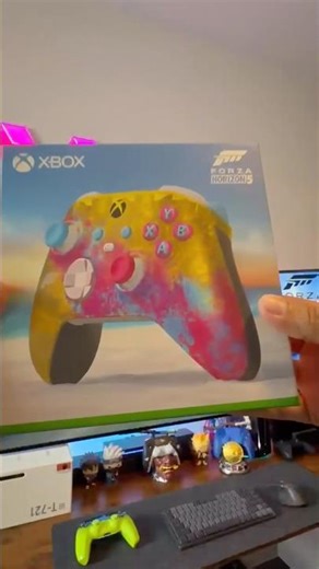 This Xbox controller is INSANE for Forza fans💛 #forzahorizon5 #unboxing #shorts