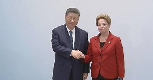 Xi visits New Development Bank in Shanghai