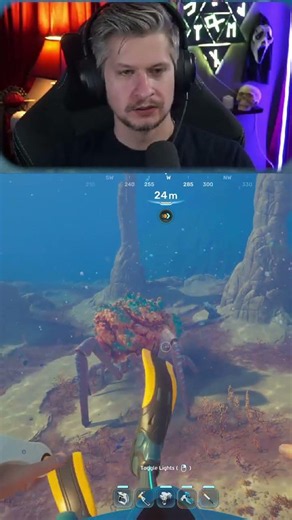 Found a MASSIVE alien crab in Subnautica 2! #subnautica2 #gaming