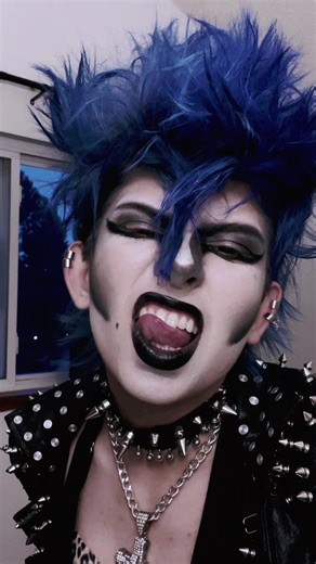 Today's Punk Rock Girl Makeup Look