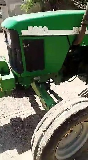1.6K views · 3 comments | Vendo tractor John deere 5303 Año 2003 Transmisión sencilla 4x2 Motor de 3 cilindros $250,000 Informes al 4621116262 Con watsap | Maquinaria e Implementos Agrícolas APL | Facebook