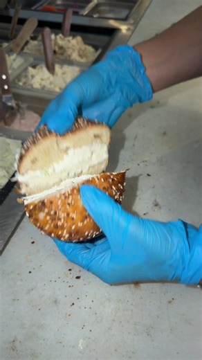 Perfect amount of cream cheese 😋#bagelshop #fresh #creamcheese #fyp #breakfast