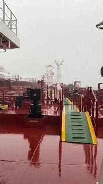 Bad weather🌪️में कौन ship 🚢 में जाना चाहता हे #badweather #sealife #atlantic #ocean