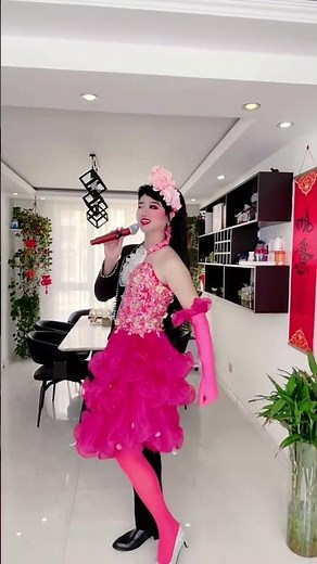 How beautiful and handsome, what do you think_ 😄 #dance