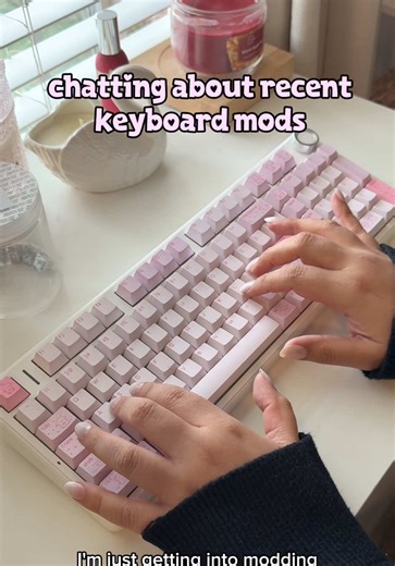 happy wednesday, let’s chat about switches and recent keyboard mods ✨ #keyboard #keyboards #keyboardswitches #customkeyboard #switches
