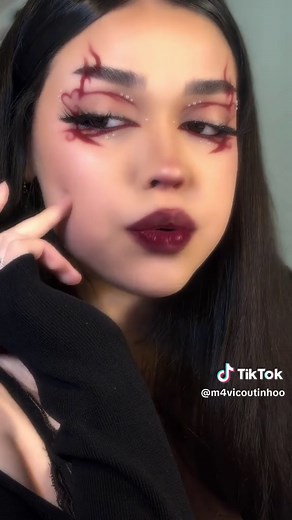 Heart Makeup Tutorial: Devil Inspired Look