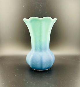 Vintage Eight Sided Van Briggle Flared Vase Turquoise Blue Ombré Matte Glaze 5.5” American Art Pottery Arts & Crafts Mission Style HTF EUC - Etsy