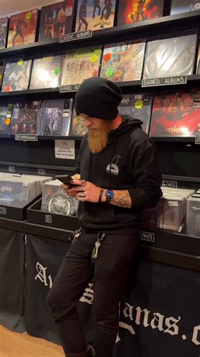 It’s new release Friday and we have a great selection of heavy music in for you this week! 🤘🤘 New albums in from @ofmiceandmen, @bellwitchdoom and @aerialruin @wretchednc, @1914_official_page, @systemofadown and @pizzadeathband666. Plus many more in store. All these albums and more are available in store and online from our webstore 🔗 in bio. Worldwide shipping is available 🌍 #ravenrecords #jointheconspiracy #vinyl #metal #metalheads | Raven Records