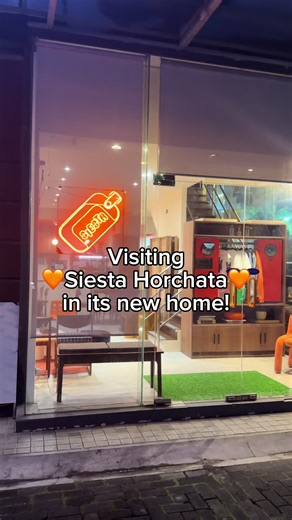 I’m so happy that @siestahorchata’s #SiestaBodega is finally open here in the south! Will no longer miss my forever Siesta staples that much—especially my fave Katsu Sando 😍 if you’re looking for a cozy place in the south to hang out, have a journaling date with friends, or some muni muni time with horchata, this is the place to be. 🧡 #fyp #foryoupage #SiestaHorchata