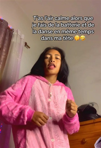 Humour et musique malgache : une danse hilarante