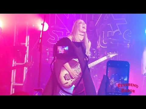 Nita Strauss - Dead Inside w/David Draiman