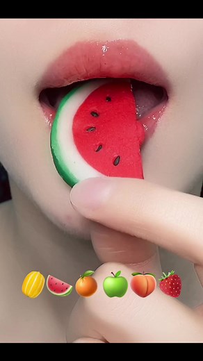 과일 화과자 먹방: 새콤달콤한 맛의 향연