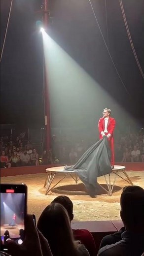 Elephant Vanishes During Circus Show! 🐘🎪 Is This the Greatest Magic Trick Ever?