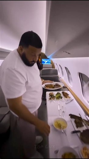 Private Jet ✈ DJ Khaled Eating Grilled Lamb Chops 🍖 #djkhaled #eating #privatejet #shorts