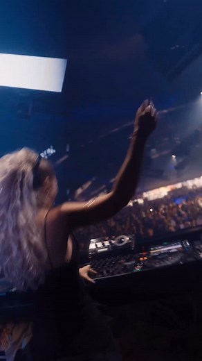 TOMMAHAWK on Instagram: "@airbeatone last weekend was insane 🦅 Tonight same chaos, new coordinates! Can’t wait to rave with u twice 🤍 First stop: @westhafen_leipzig summer festival playtime 22:00 - 00:00 alongside @mha_iri_official @alex_stein @klaudia_gawlas @township_rebellion and manyyyy more Second stop: @ritterbutzke.berlin playtime 4:30 till end alongside @_a.d.h.s._ and @sudolive Who’s in for tonight? 🦅🦅 ——— 📷 @pascal_muehlhausen"