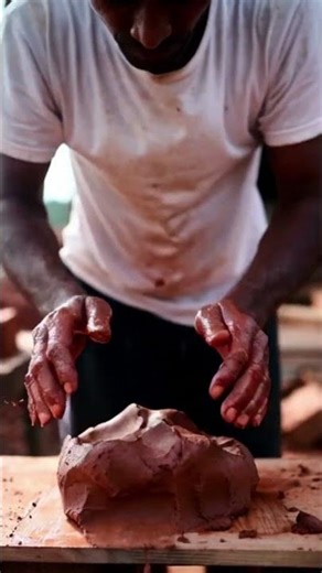 The process of forming clay by skilled craftsmen using special techniques #shorts