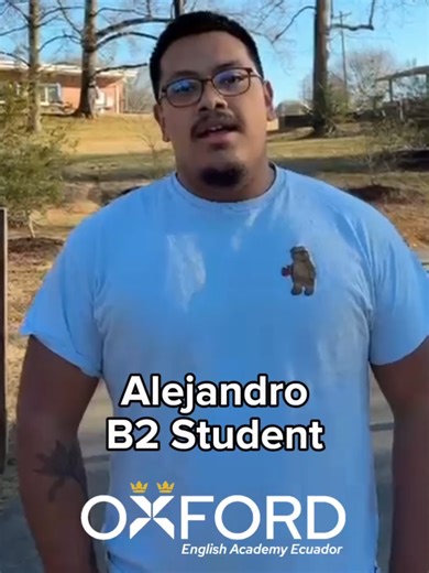 🎓✨ Los resultados hablan por sí solos. Alejandro es exalumno de Oxford English Academy Ecuador y alcanzó un nivel B2 con nosotros. Hoy está en Estados Unidos, aprovechando nuevas oportunidades académicas y profesionales gracias a su dominio del inglés. 🌎 El inglés no es solo un idioma… es la puerta a un futuro sin límites. Si él pudo lograrlo, tú también puedes. Prepárate con metodología 100% hablada, certificaciones internacionales y acompañamiento académico real. 📲 Escríbenos hoy mismo al 0