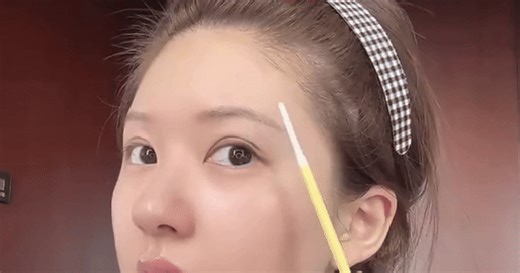 Triệu Lộ Tư hack mặt nhỏ chỉ với 1 bước đơn giản