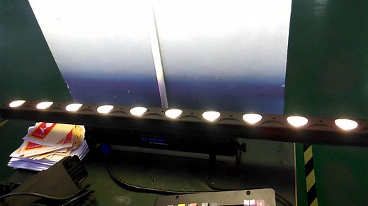 DMX512 Controlled 10*10W Sunstrip Stage Beam LED Ceiling Light 2800K White Color for Night Club Lighting