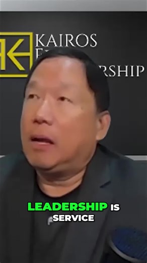 Unlock tech leadership: Service, trust, constant learning are key. Don't get left behind! #TechLeadership #LeadershipTips #Innovation #GrowthMindset