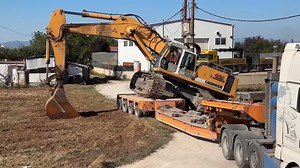 170K views · 1.4K reactions | Transporting The Liebherr 964 Excavator With Goldhofer Trailer - Fasoulas Heavy Transports | Excavator drivers - sailors | Facebook