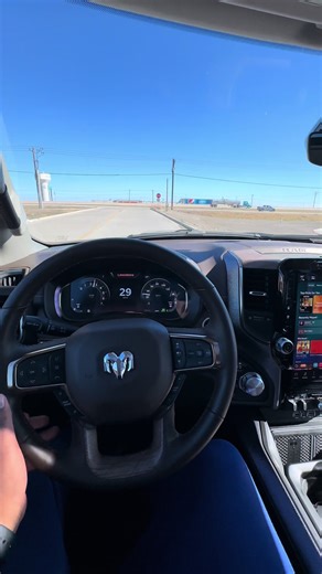 Experience the Power of Ram 1500 Hemi V8