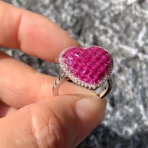 Sayabling 7.99ct Princess Cut Ruby Heart Engagement Ring