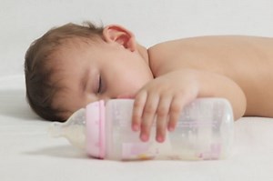 Baby Suffocates To Death While Drinking Milk | theAsianparent Singapore
