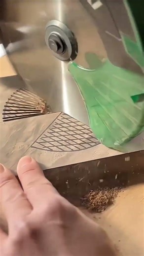 Cutting Wood Patterns Using Circular Saws For Professional And Detailed Creative Woodworking