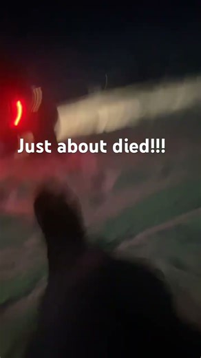 Snow crash #sledding #snow #ice #funny #crash #memes ￼