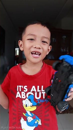 lomba balap mobil mainan remote anak anak