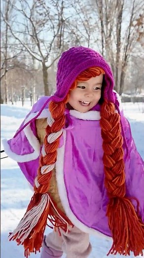 Elsa and Anna Sledding in the Winter Park! So Much Fun!