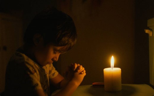 ‘El diablo fuma’, una película que plantea una exploración de las infancias