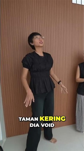 Desain Rumah Sejuk Taman Kering dan Void Alami