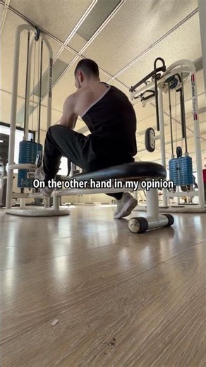 One Arm or Two Arm Rows?