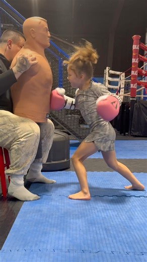 “Loser focus on winners, winners focus on winning”—Coach James 💥🥊💥🥊 Riotjiujitsu.co — Use code LOVELYLUCY #boxing #boxingtraining #lovelylucy #untamedlittlewarriors #kidsboxing #girlsboxing #mma #training #ufc #girlpower | Lovely Lucy