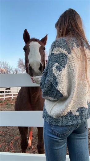 Singing with the horsies