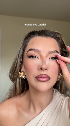 Hooded Eye Makeup Tutorial with Master Mattes Palette