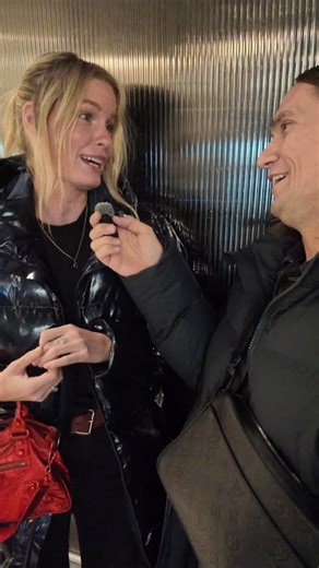EVENT | Vilken cool stil du har! Berätta vad du har på dig? ✨ @carolinewinberg 🎤📸 @danieltroyse #streetstyle #streetstyled #intervju #stockholmstreetstyle #interview #streetstylefashion #streetstyles #style #styleinspo #streetsnap #outfit #fashion #styleinsporation #scandinavian #street #scandistyle #igreels #stockholmstyle #whatpeoplearewearing #scandinavianstyle #stockholmstil #rains #balenciaga #stildiggare #stildiggare | Daniel Troyse