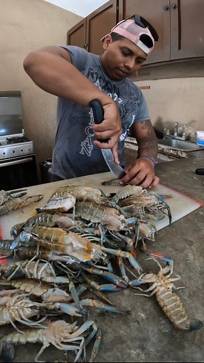 Monster Red claw Crayfish in Mexico! #asmrfood #youtube #bluegabe #viral #diy #fyp | BlueGabe