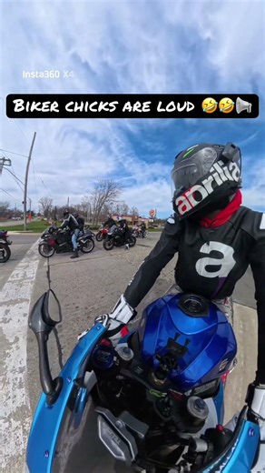 Biker chicks are loud #bikelife #fyp #girlbiker #singlebiker #pov